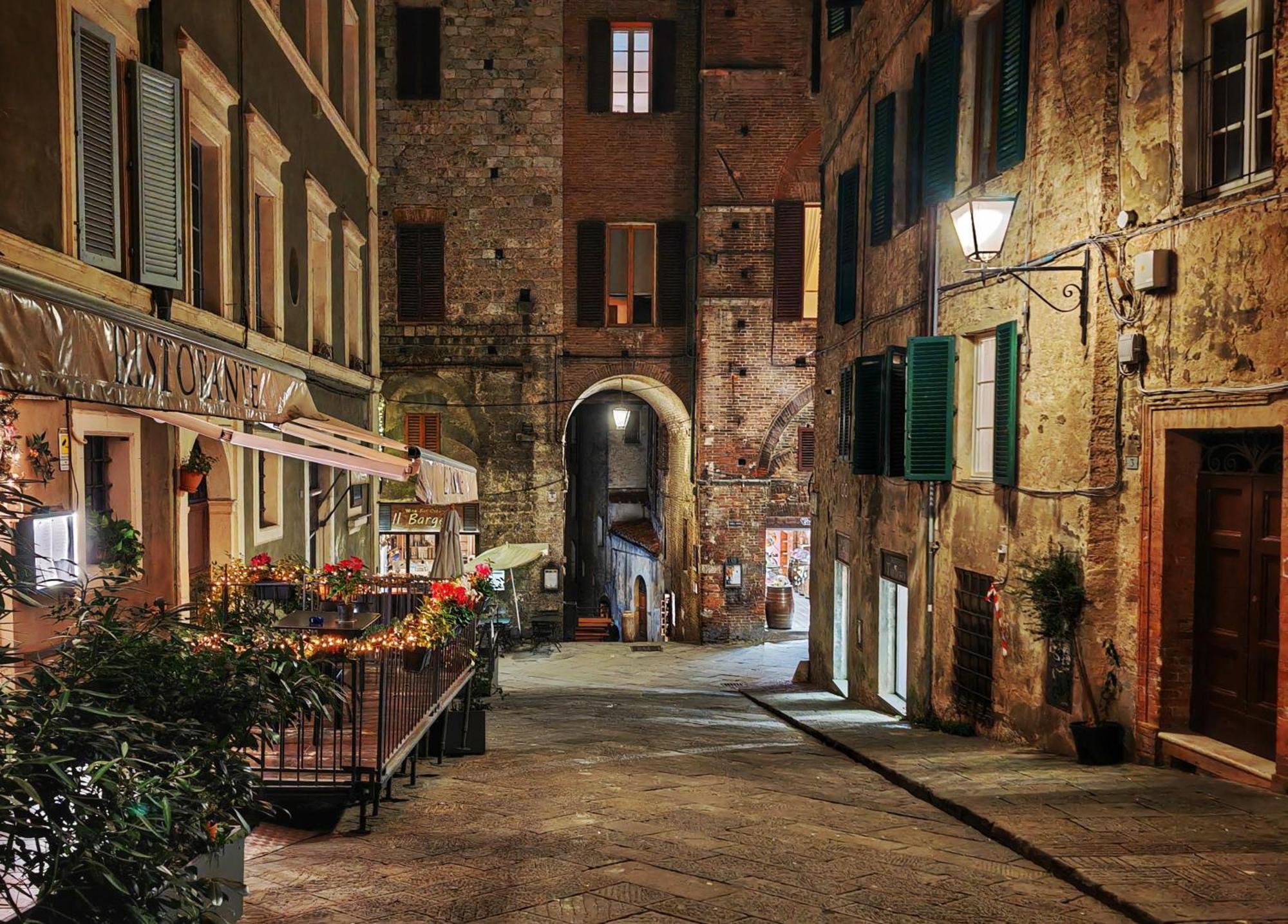 Ele Home Siena Exteriör bild